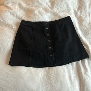 Madewell denim black button up skirt